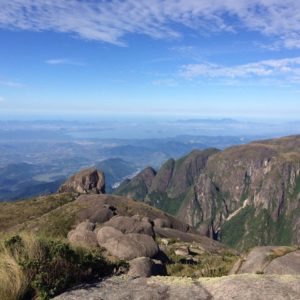 Sino, São Pedro e o Presente da Sol por Mônica Esteves – 21-22/05/2016